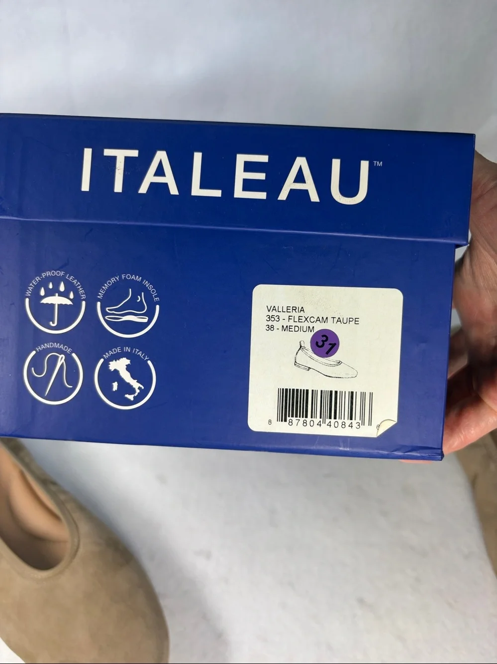 Size 8/38 Italeau Valleria Flexcam Taupe Suede Ballet Flats